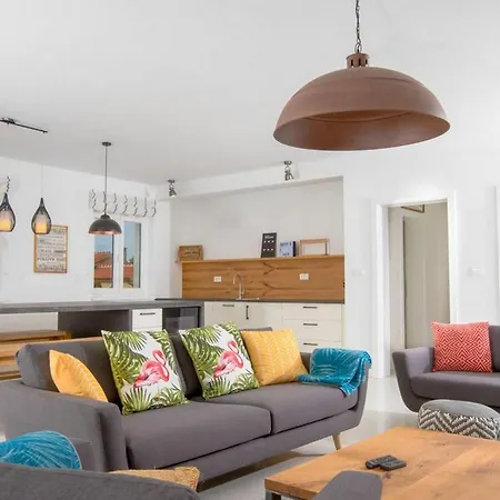 Sunset Loft بيت للعطل